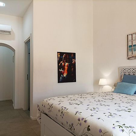 Symposion B&B Apart Наполи Екстериор снимка